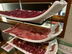 -左庭右院鲜牛肉火锅(金山万达店)