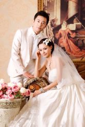 -巴黎新娘婚纱摄影