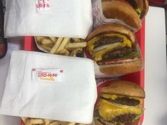 -In-N-Out Burger(LAX)