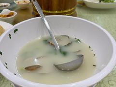 -鹏城人家海鲜酒家·23年老字号(较场尾店)