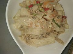 -多嘴超级肉蟹煲(欧亚卖场店)