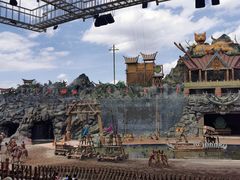 -七彩云南欢乐世界