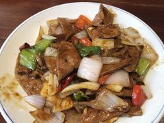 砂锅菜梗爆猪肝-大牌大·传统杭帮菜(湖滨店)