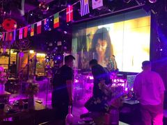 -胡桃里乐队酒馆
