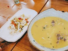-鲁小三·大骨自助(金山总店)