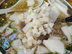 -白露塘杀猪粉(药王街店)