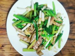 青蒜炒猪肚-海口滨海新村143号海南老字号炒菜店