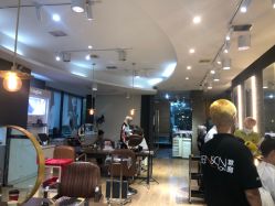-意廊 Hair Salon