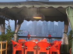 -冰冰龙虾·江湖菜·花园江景餐厅