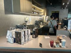 -瑞幸咖啡(1+1大厦店)