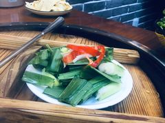 -曹丞相·地锅鸡·地锅鱼(武林店)