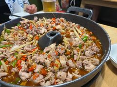 -兔行天下-鸿鹤鲜锅兔(中海国际店)