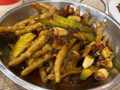 干锅姜辣凤爪-江城燕子大排档(江汉路步行街店)