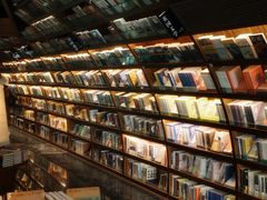 -钟书阁(珍园店)