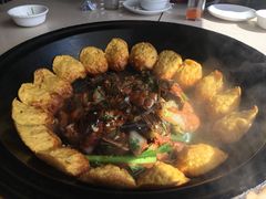 -王老六铁锅炖鱼(大东沟总店)