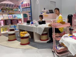 -奈尔宝家庭中心·亲子餐厅(鄞州万达店)