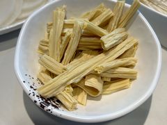 -德林酸菜鱼火锅(南丹店)