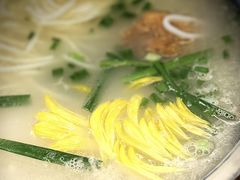 -新世界·过桥米线宴
