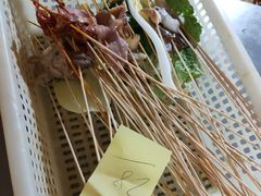 -拈签一笑黄牛肉辣卤串串