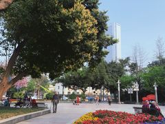 -拖板鞋咖啡旅行酒店(春熙路地铁站店)