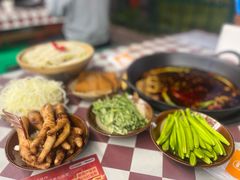 -赵美丽·重庆社区火锅·直营店(火车东站·中豪国际店)