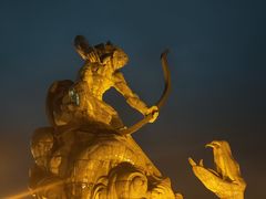 -巴陵广场