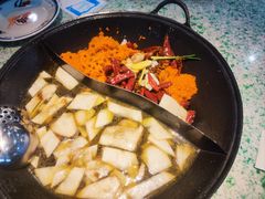 -鸿姐老火锅(疁城新天地店)