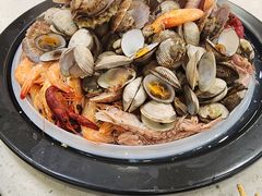 -东来菜馆•手抓海鲜家常菜•海鲜锅贴(鸽子窝店)