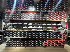 -五环Outlets(高新工厂店)