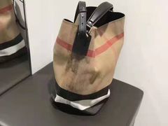 -BURBERRY(上海港汇恒隆广场店)