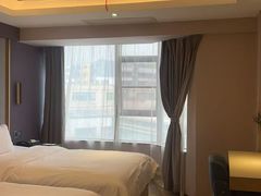 -麗枫酒店(深圳机场福永地铁站店)
