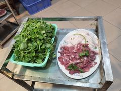 -华哥新鲜猪精品美食