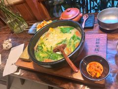 -银米·云南传统过桥米线(双廊黑金冠店)