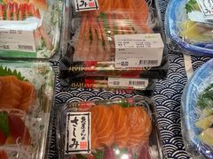 -七鲜超市(瑞虹天地太阳宫店)