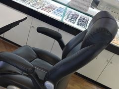 -臻美视爵眼镜·明月·依视路·蔡司折扣店(广渠门店)