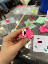 -小乐化妆美甲半永久培训学校