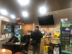 -陈老斯呼尔嗨吃烧烤(科巷店)