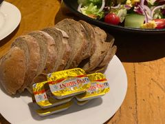 餐前面包-兰特伯爵西餐厅·啤酒屋(方庄店)