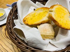 -窗外西餐厅(普罗理想国店)