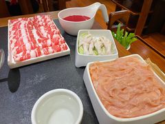 -沸炉重庆老火锅(军事博物馆店)