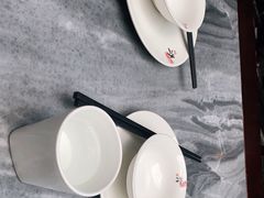 -蔼若春.传承三十年云南菜(金碧公园店)