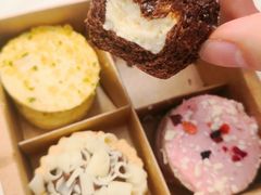 -星巴克臻选(郑州中原万达店)