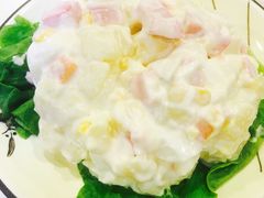 -虾弄弄海派小龙虾·牛羊蝎子火锅