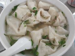 -周震馄饨