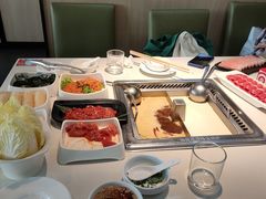 -海底捞火锅(威高广场店)
