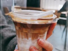 -M Stand(上海人民广场来福士店)