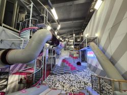 -marspace马斯派超级运动公园(正弘汇店)