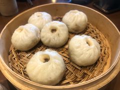 土猪肉老面小笼包-坊门老街(宜山路店)