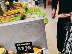-新艺自助美食城(中山路店)