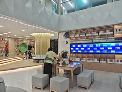 一楼大厅-西湖区图书馆(古墩路)